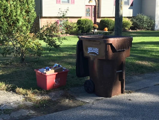  Trash, but not recycling, has been picked up at an Oxford residence at mid-morning on a recent Tuesday (trash day). Photo by Madeline Mitchell