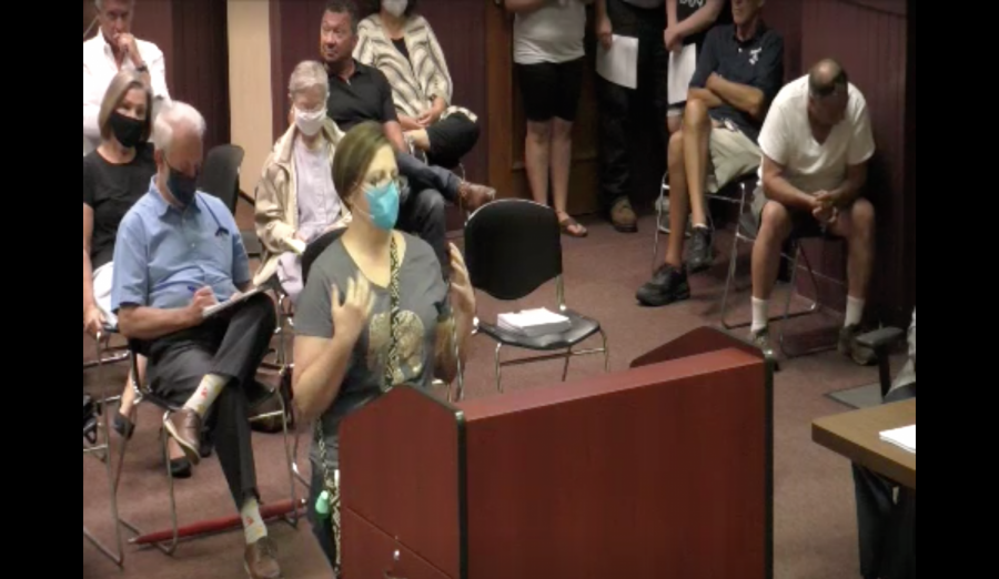 Oxford+Resident+Emily+Douglas+was+one+of+several+members+of+the+public+to+speak+on+the+issue+of+a+mask+mandate+during+Tuesday%E2%80%99s+council+meeting.+Douglas+was+strongly+in+favor+of+enacting+a+mandate%2C+saying+it+would+help+protect+her+children+who+are+too+young+to+be+vaccinated.+With+two+members+absent%2C+there+were+not+enough+votes+to+pass+the+measure+as+an+emergency+ordinance%2C+which+would+have+gone+into+effect+immediately.+