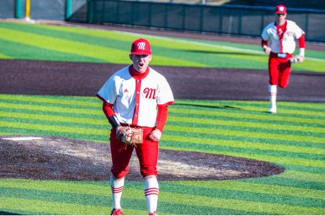 Baseball Opens Series with 6-4 Win Over WMU - Miami University RedHawks