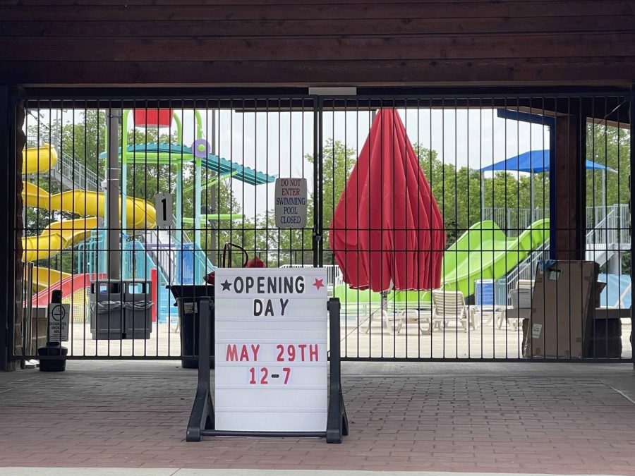 Alongside the unofficial start of summer, the Oxford Aquatic Center opens this Monday, May 29, Memorial Day.

